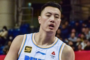 中国乐鱼体育-翟晓川：胡金秋在要位时肯定知道自己尺寸对不上 但没有办法